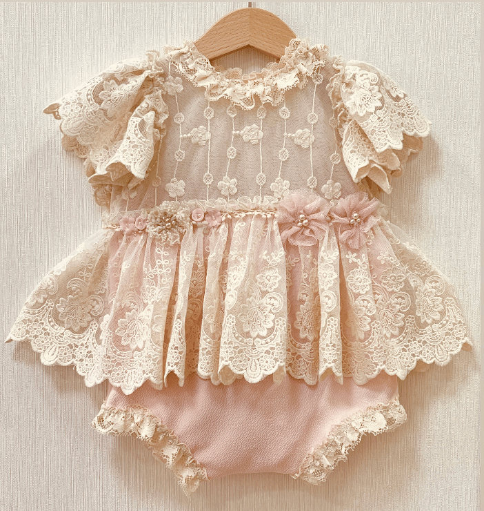 Catalina Lace Romper | Pily Flowers